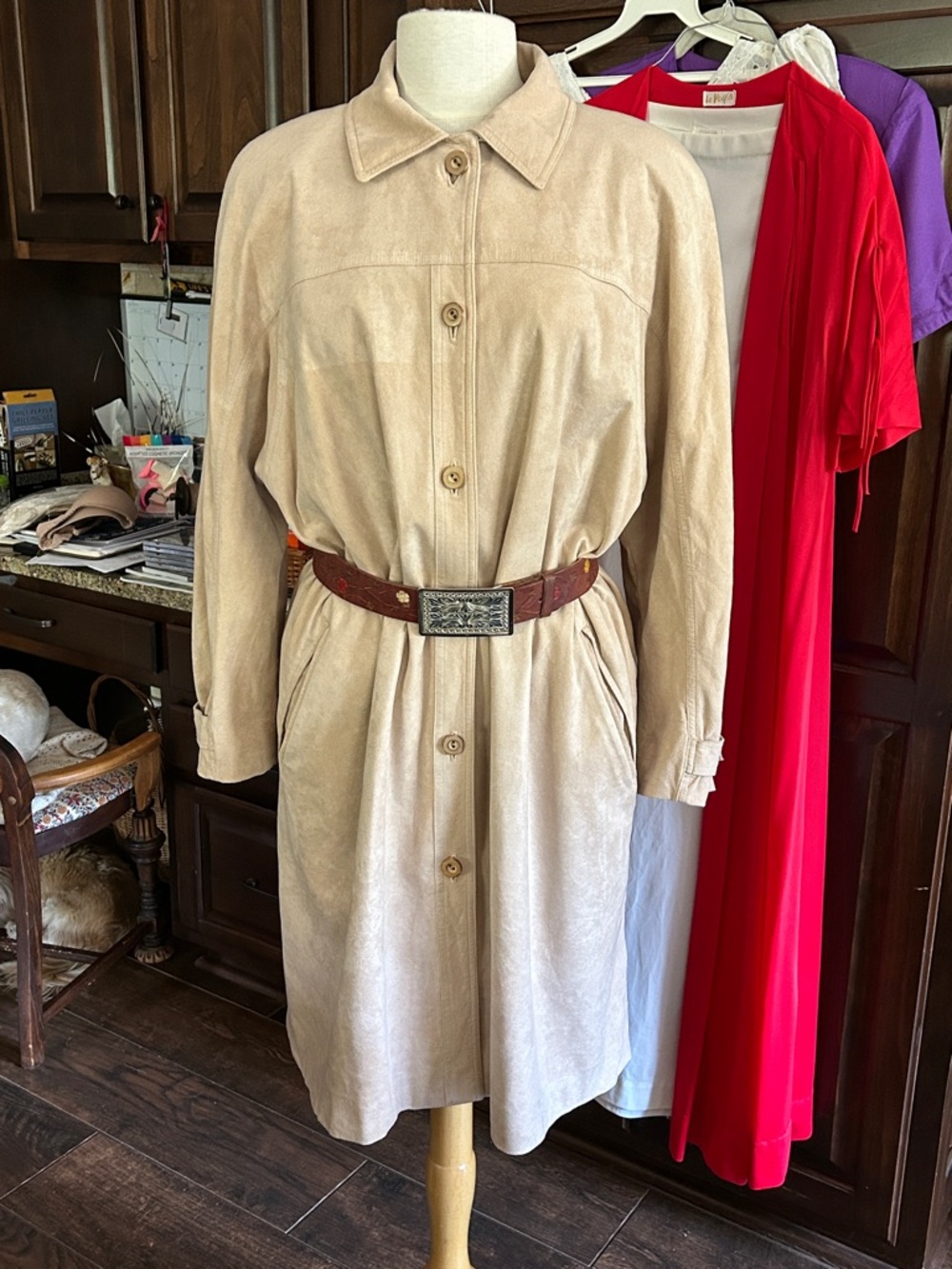 1980’s Count Romi Sz M Midi Tan Ultra-suede Button-Front Shacket